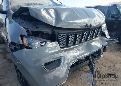 2019 Jeep Grand Cherokee Altitude 4X4 z USA, uszkodzony, nr VIN 1C4RJFAG7KC825800